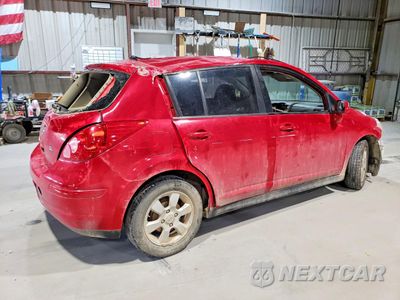 Trzecie zdjęcie samochodu z tyłu: 2009 NISSAN VERSA S VIN:3N1BC13E49L413927 - miniatura