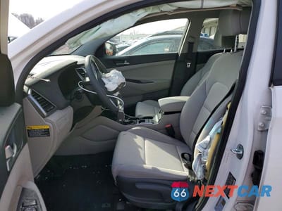 Zdjęcie 7 z 13 samochodu: 2018 HYUNDAI TUCSON SE VIN:KM8J23A45JU758567 - miniatura