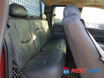 Zdjęcie 10 z 12 samochodu: 2004 CHEVROLET SILVERADO K1500 VIN:2GCEK19T641281184 - miniatura