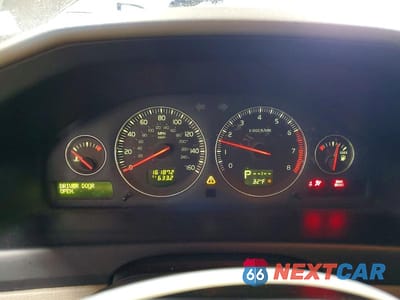 Zdjęcie 9 z 11 samochodu: 2005 VOLVO XC70 VIN:YV1SZ592051192709 - miniatura