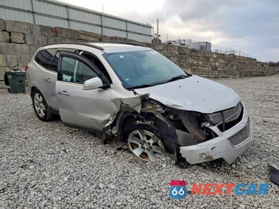 Czwarte zdjęcie samochodu z boku: 2009 CHEVROLET TRAVERSE LTZ VIN:1GNEV33D59S116228 - miniatura