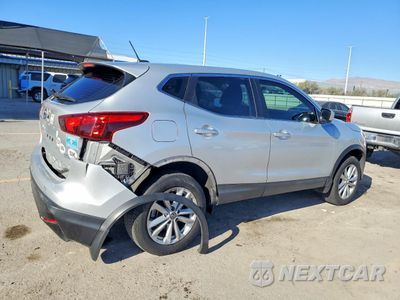 Trzecie zdjęcie samochodu z tyłu: 2019 NISSAN ROGUE SPORT S VIN:JN1BJ1CP5KW242113 - miniatura