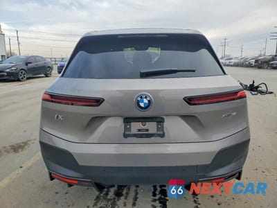 Zdjęcie 6 z 13 samochodu: 2024 BMW IX XDRIVE50 VIN:WB523CF08RCR25349 - miniatura