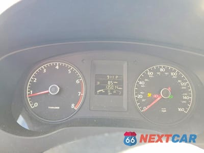 Zdjęcie 9 z 11 samochodu: 2013 VOLKSWAGEN JETTA BASE VIN:3VW2K7AJ8DM430930 - miniatura