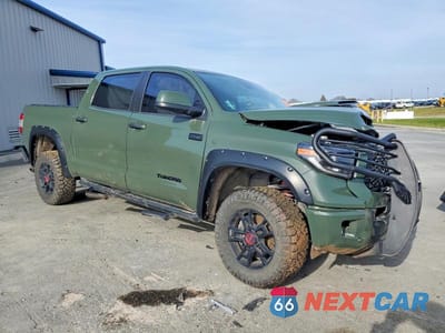 Czwarte zdjęcie samochodu z boku: 2020 TOYOTA TUNDRA TRD PRO VIN:5TFDY5F1XLX883382 - miniatura