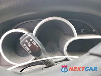 Zdjęcie 9 z 12 samochodu: 2009 PONTIAC VIBE VIN:5Y2SP67849Z446714 - miniatura