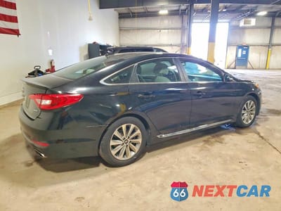 Trzecie zdjęcie samochodu z tyłu: 2017 HYUNDAI SONATA SPORT VIN:5NPE34AF6HH462293 - miniatura