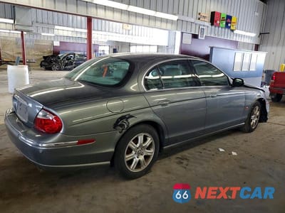 Trzecie zdjęcie samochodu z tyłu: 2003 JAGUAR S-TYPE VIN:SAJEA01TX3FM71622 - miniatura