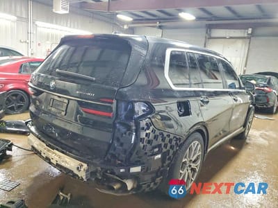 Trzecie zdjęcie samochodu z tyłu: 2025 BMW X7 XDRIVE40I VIN:5UX23EM04S9W58165 - miniatura