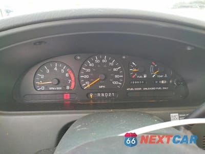 Zdjęcie 9 z 14 samochodu: 2000 NISSAN QUEST SE VIN:4N2XN11T8YD823999 - miniatura