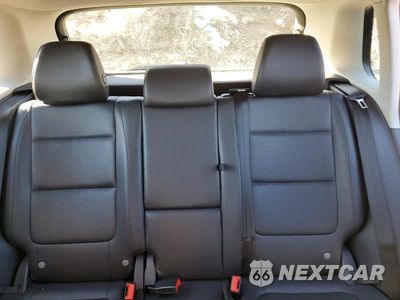 Zdjęcie 10 z 13 samochodu: 2016 VOLKSWAGEN TIGUAN S VIN:WVGBV7AX3GW593869 - miniatura