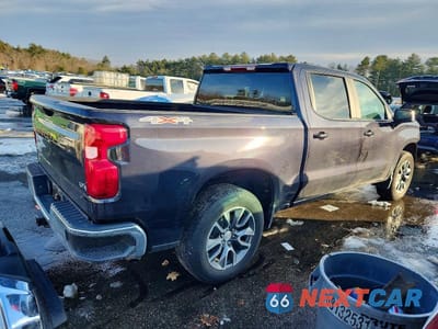 Trzecie zdjęcie samochodu z tyłu: 2024 CHEVROLET SILVERADO K1500 LT-L VIN:3GCPDKEK4RG335179 - miniatura