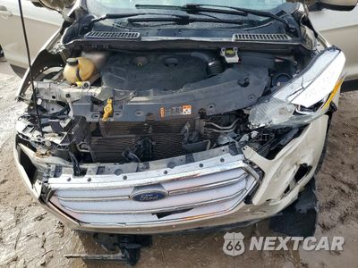 Zdjęcie 12 z 15 samochodu: 2017 FORD ESCAPE SE VIN:1FMCU9G92HUB24376 - miniatura
