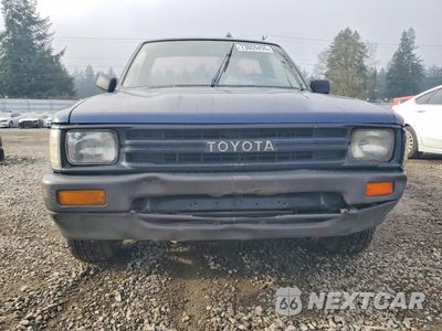 Piąte zdjęcie samochodu w środku: 1991 TOYOTA PICKUP 1/2 TON SHORT WHEELBASE VIN:JT4RN81A2M5128456 - miniatura