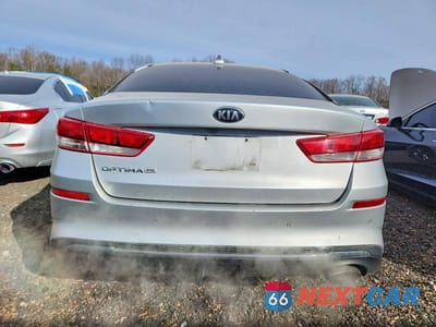 Zdjęcie 6 z 12 samochodu: 2020 KIA OPTIMA LX VIN:5XXGT4L35LG384878 - miniatura