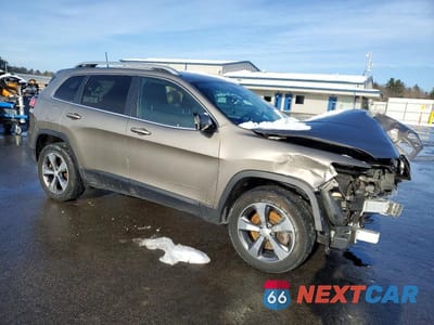 Czwarte zdjęcie samochodu z boku: 2019 JEEP CHEROKEE LIMITED VIN:1C4PJMDX0KD480451 - miniatura