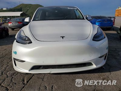Piąte zdjęcie samochodu w środku: 2022 TESLA MODEL Y VIN:7SAYGDEE6NF396165 - miniatura
