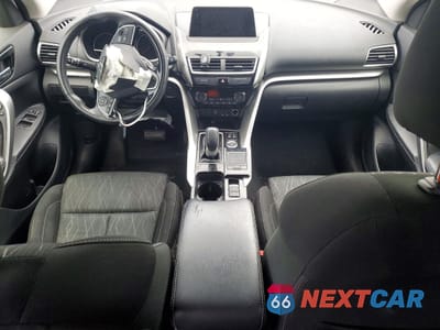 Zdjęcie 8 z 13 samochodu: 2018 MITSUBISHI ECLIPSE CROSS SE VIN:JA4AT5AA9JZ069339 - miniatura