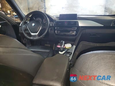 Zdjęcie 8 z 11 samochodu: 2018 BMW 330 XI VIN:WBA8D9C58JA614709 - miniatura