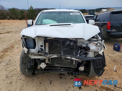 Piąte zdjęcie samochodu w środku: 2014 TOYOTA TACOMA V6 VIN:5TFLU4EN7EX085270 - miniatura