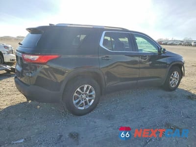 Trzecie zdjęcie samochodu z tyłu: 2018 CHEVROLET TRAVERSE LT VIN:1GNEVGKWXJJ257476 - miniatura