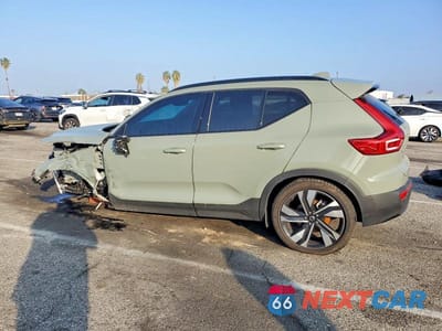 Drugie zdjęcie samochodu z przodu: 2024 VOLVO XC40 ULTIMATE VIN:YV4L12UM4R2376346 - miniatura