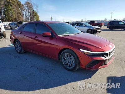 Czwarte zdjęcie samochodu z boku: 2024 HYUNDAI ELANTRA SEL VIN:KMHLM4DG3RU712147 - miniatura