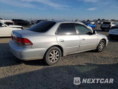 Trzecie zdjęcie samochodu z tyłu: 2002 HONDA ACCORD SE VIN:1HGCG567X2A048517 - miniatura