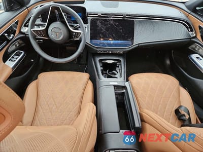 Zdjęcie 8 z 12 samochodu: 2024 MERCEDES-BENZ E 350 4MATIC VIN:W1KLF4HB2RA045463 - miniatura