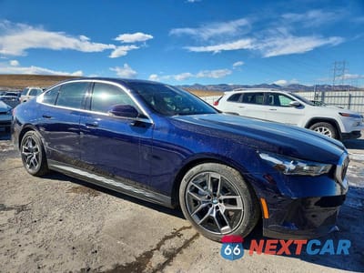 Czwarte zdjęcie samochodu z boku: 2026 BMW I5 XDRIVE 40 VIN:WBY33HG08TCV76705 - miniatura