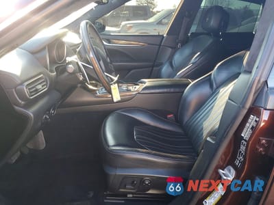 Zdjęcie 7 z 13 samochodu: 2017 MASERATI LEVANTE LUXURY VIN:ZN661XUL8HX211808 - miniatura