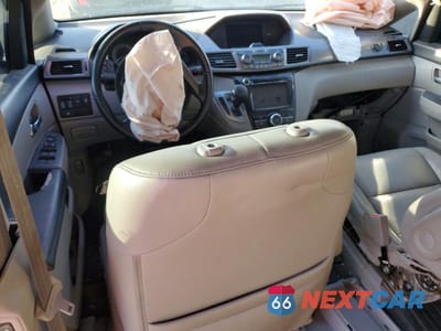 Zdjęcie 8 z 12 samochodu: 2015 HONDA ODYSSEY EXL VIN:5FNRL5H66FB067541 - miniatura
