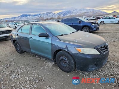 Czwarte zdjęcie samochodu z boku: 2011 TOYOTA CAMRY LE VIN:4T1BF3EKXBU721811 - miniatura