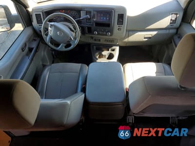 Zdjęcie 8 z 13 samochodu: 2020 NISSAN NV 2500 S VIN:1N6BF0LY5LN807871 - miniatura