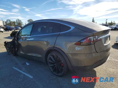 Drugie zdjęcie samochodu z przodu: 2016 TESLA MODEL X VIN:5YJXCBE48GF016326 - miniatura