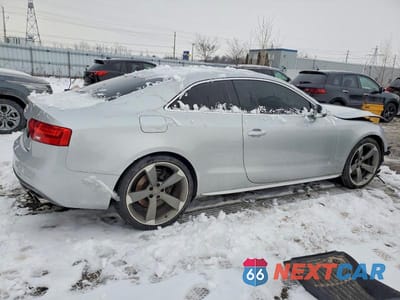Trzecie zdjęcie samochodu z tyłu: 2013 AUDI S5 3.0T QUATTRO 2DR VIN:WAURGBFR6DA001557 - miniatura