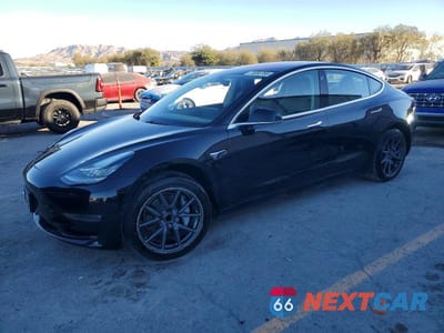 2018 TESLA MODEL 3 5YJ3E1EA7JF016088 - główne zdjęcie licytacji z USA - miniatura