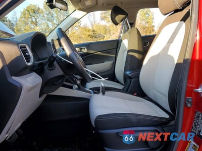 Zdjęcie 7 z 13 samochodu: 2024 HYUNDAI VENUE SEL VIN:KMHRC8A3XRU328484 - miniatura