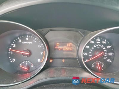 Zdjęcie 9 z 13 samochodu: 2016 KIA SEDONA LX VIN:KNDMB5C14G6173864 - miniatura