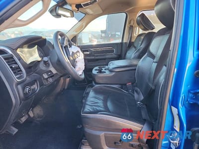 Zdjęcie 7 z 11 samochodu: 2021 RAM 2500 LARAMIE VIN:3C6UR5FL3MG621277 - miniatura