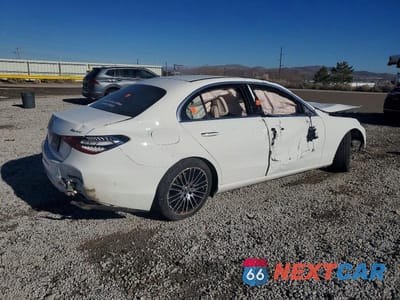 Trzecie zdjęcie samochodu z tyłu: 2025 MERCEDES-BENZ C 300 4MATIC VIN:W1KAF4HB3SR282090 - miniatura