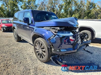 Czwarte zdjęcie samochodu z boku: 2025 LEXUS GX 550 LUXURY+ VIN:JTJVBCDX4S5067051 - miniatura