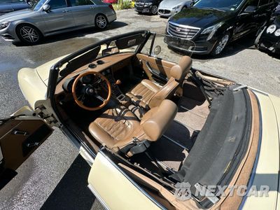 Zdjęcie 9 z 11 samochodu: 1982 ALFA ROMEO VELOCE 2000 SPIDER VIN:ZARBA5418C1015601 - miniatura