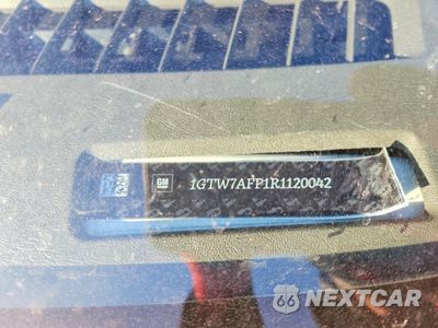 Zdjęcie 12 z 12 samochodu: 2024 GMC SAVANA G2500 VIN:1GTW7AFP1R1120042 - miniatura