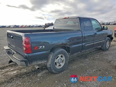 Trzecie zdjęcie samochodu z tyłu: 2003 CHEVROLET SILVERADO K1500 VIN:1GCEK19T13E123395 - miniatura