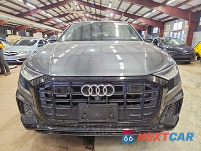 Piąte zdjęcie samochodu w środku: 2021 AUDI Q8 PRESTIGE S-LINE VIN:WA1FVAF16MD016939 - miniatura