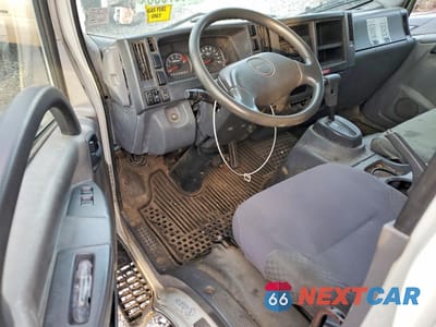 Zdjęcie 8 z 13 samochodu: 2015 ISUZU NPR HD DUMP TRUCK VIN:54DC4W1B1FS805261 - miniatura