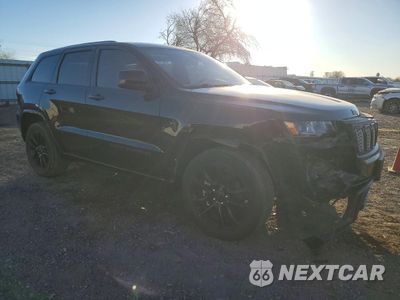 Czwarte zdjęcie samochodu z boku: 2021 JEEP GRAND CHEROKEE LAREDO VIN:1C4RJEAG4MC517870 - miniatura