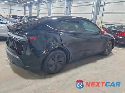 Trzecie zdjęcie samochodu z tyłu: 2026 TESLA MODEL Y VIN:7SAYGDEE8TA625813 - miniatura