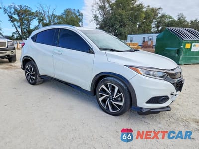 Czwarte zdjęcie samochodu z boku: 2020 HONDA HR-V SPORT VIN:3CZRU6H13LM714115 - miniatura